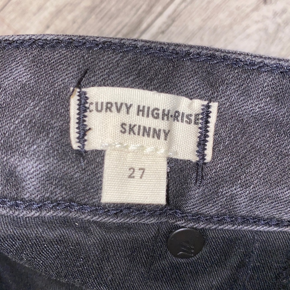 NWT!! Madewell Curvy High Rise Skinny Distressed Jeans Faded Black Size 27 - Picture 3 of 10